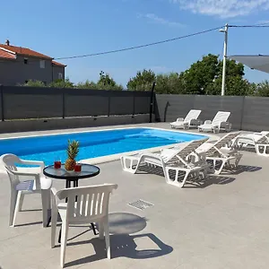 Ukic Apartament Kaštela